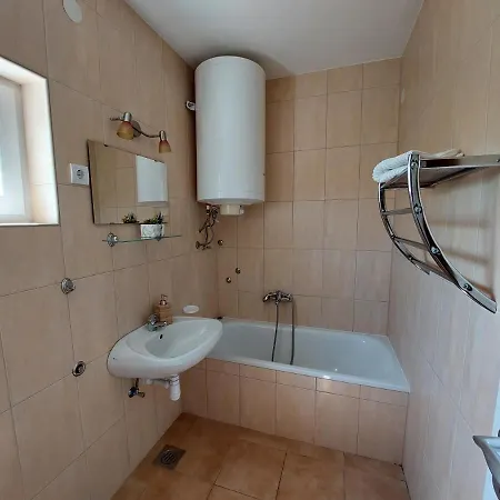 Διαμέρισμα Golden *