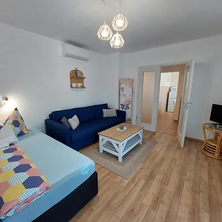 Διαμέρισμα Golden *