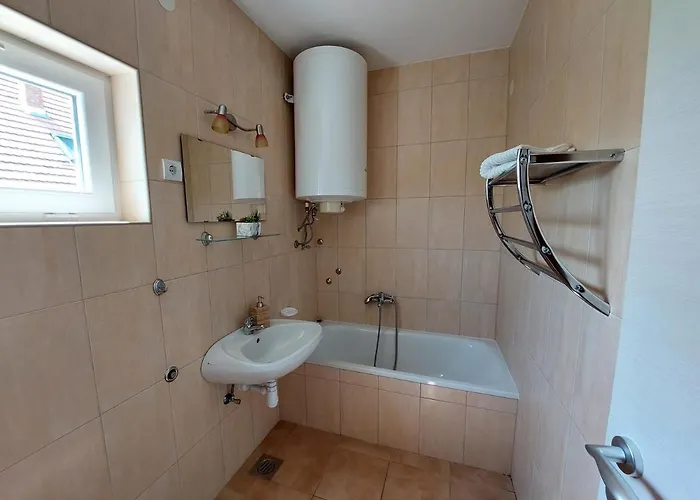 Apartament Golden *